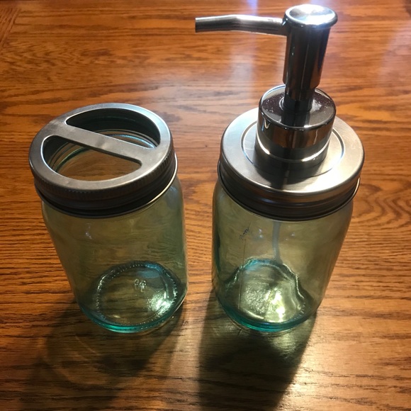 Other - Canning Jar Style Bathroom Set